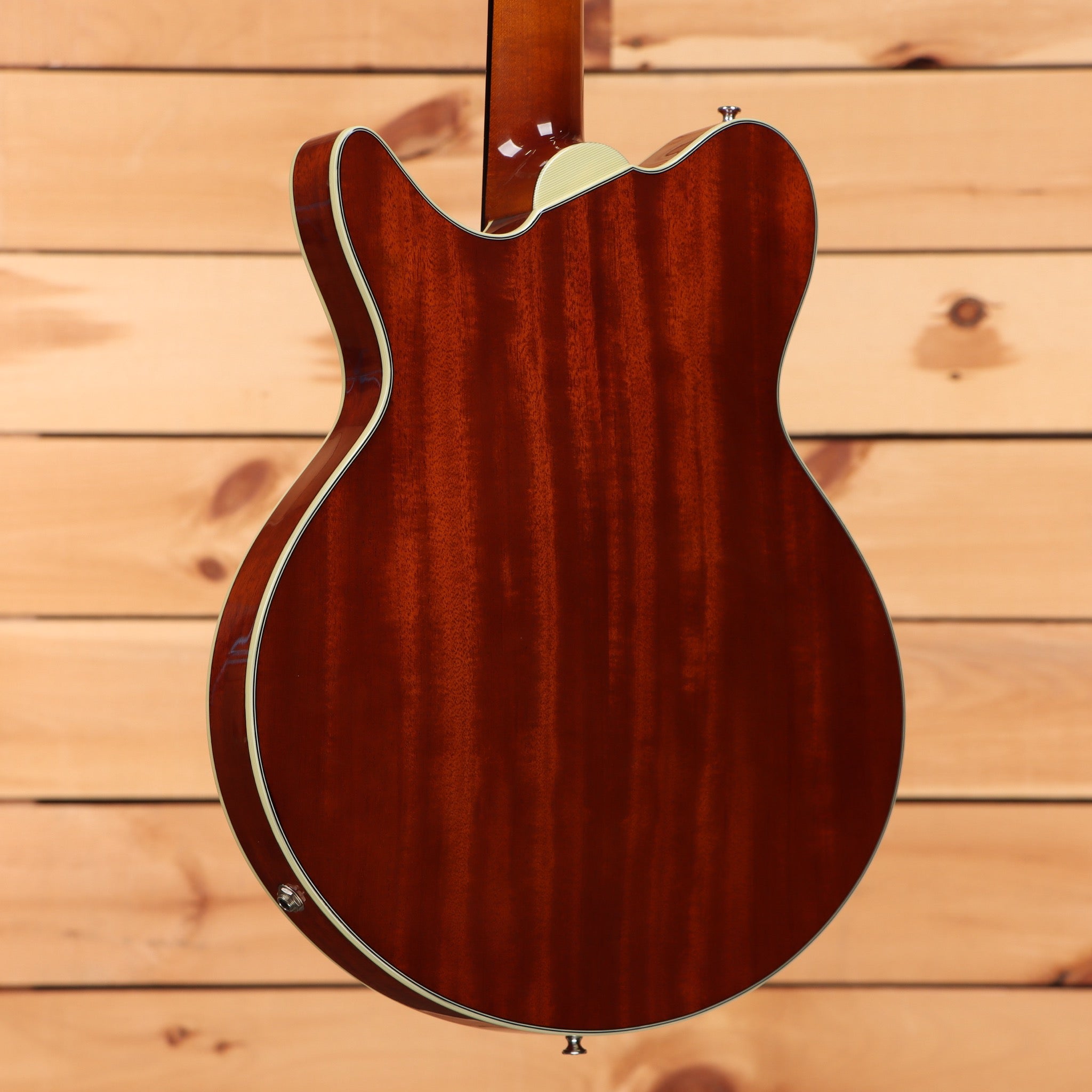 Eastman Romeo semi-hollow body electric guitar California Goldburst pre-owned with cream binding