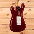 Fender Custom Shop Righteous Reissue Late 1962 Stratocaster relic electric guitar Fire Mist Red with single-coil pickups