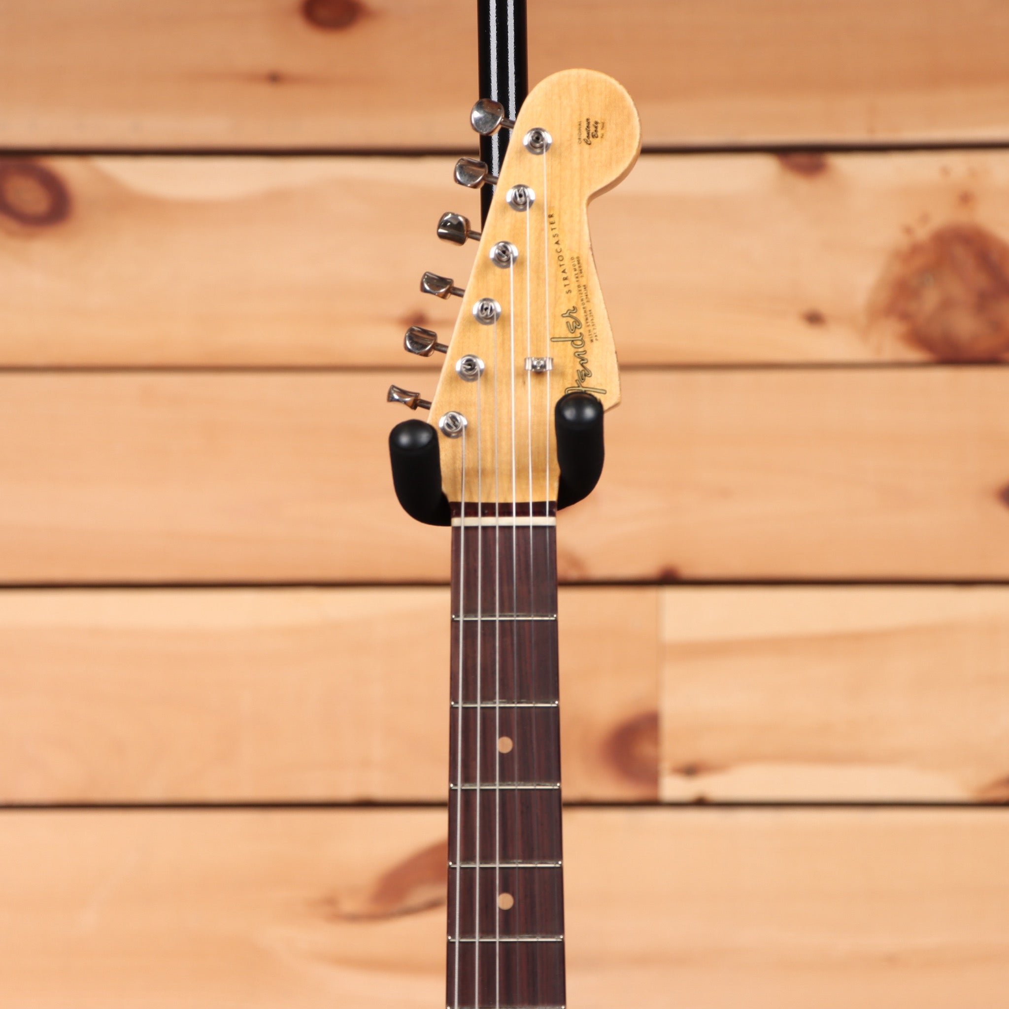Fender Custom Shop Righteous Reissue Late 1962 Stratocaster relic electric guitar Fire Mist Red with single-coil pickups
