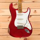 Fender Custom Shop Time Machine 1958 Stratocaster Relic electric guitar Candy Apple Red with maple neck and single-coil pickups