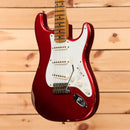 Fender Custom Shop Time Machine 1958 Stratocaster Relic electric guitar Candy Apple Red with maple neck and single-coil pickups