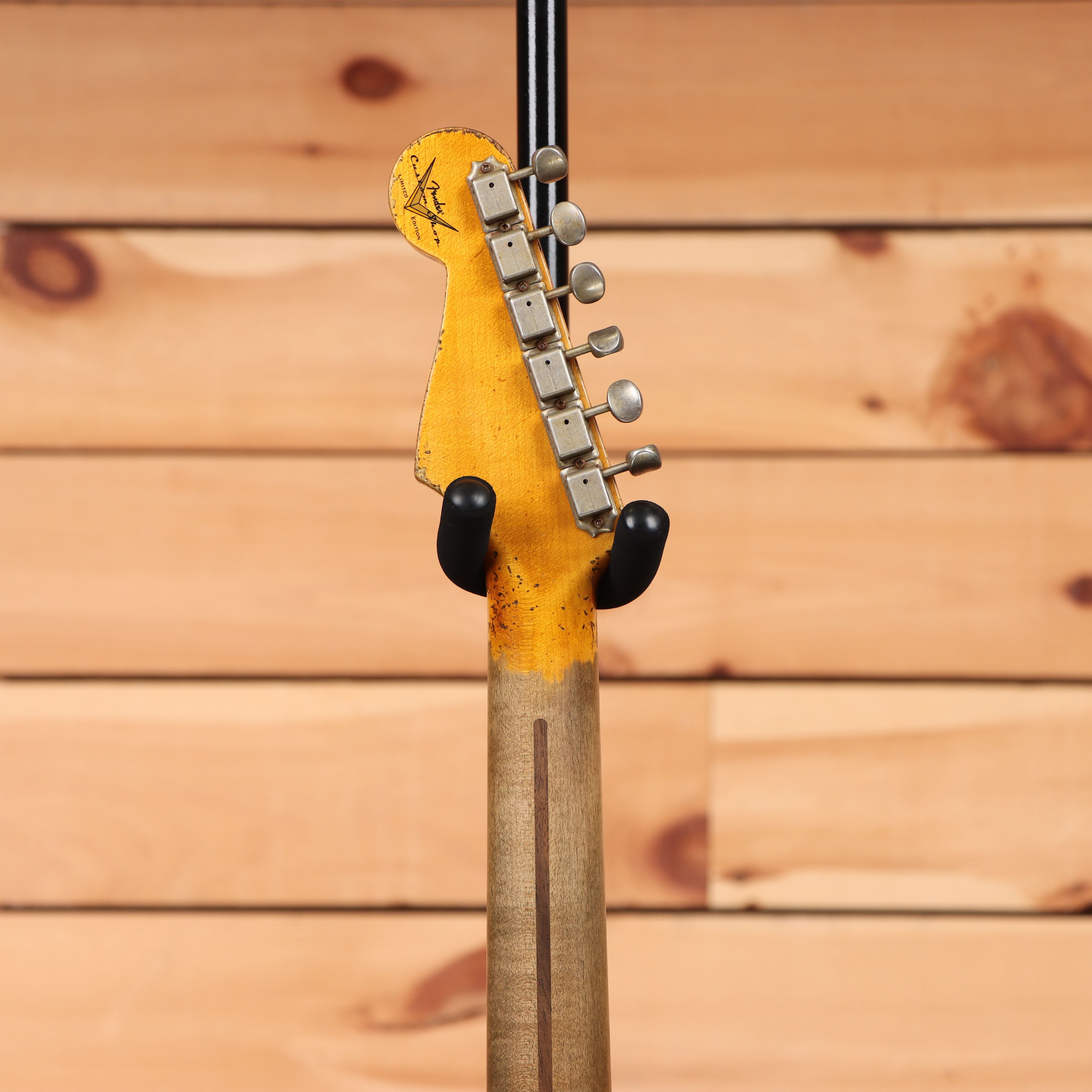 Pre-owned Fender Custom Shop Ltd Poblano Stratocaster electric guitar aged white blonde with vintage tuning machines