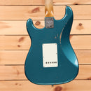 Fender Custom Shop Righteous Reissue Late-1962 Stratocaster relic electric guitar Ocean Turquoise with white pickguard