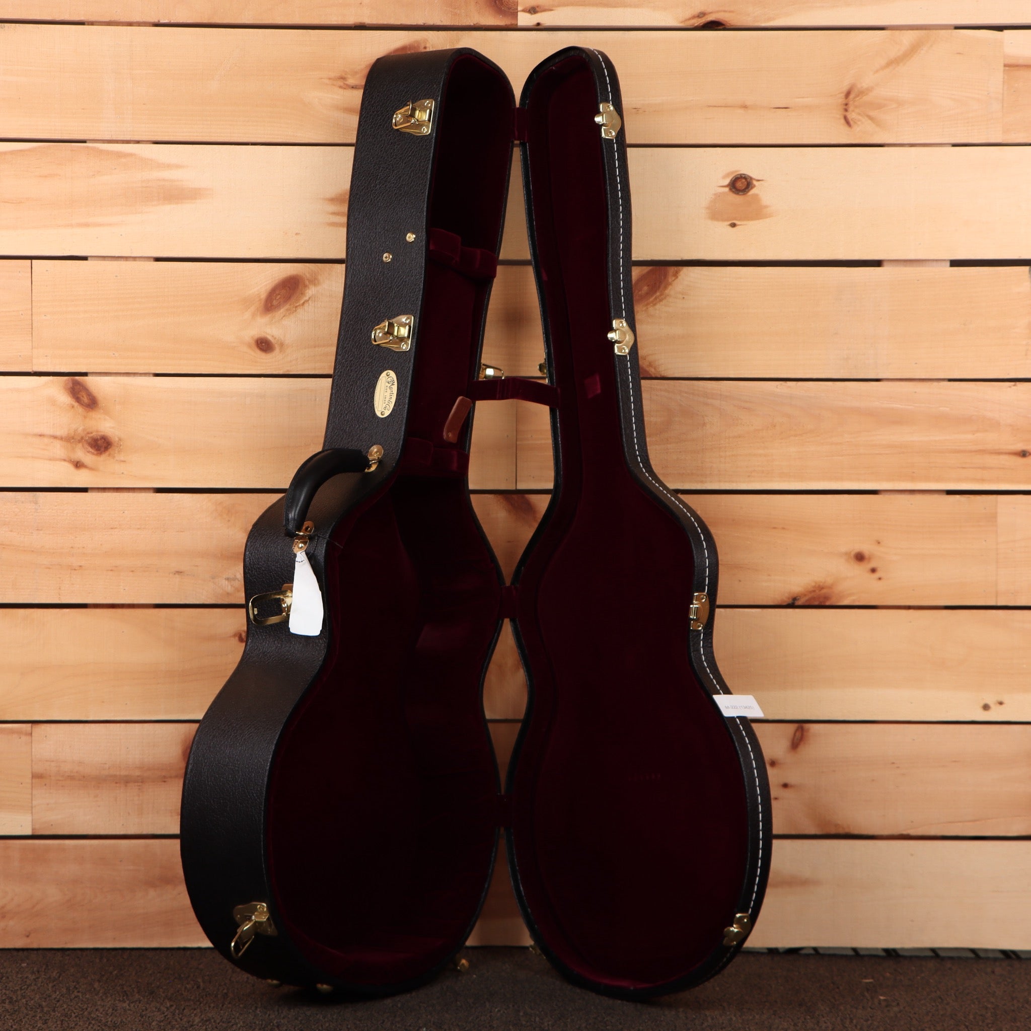 Martin J40 jumbo acoustic guitar natural finish with burgundy velvet case and gold hardware