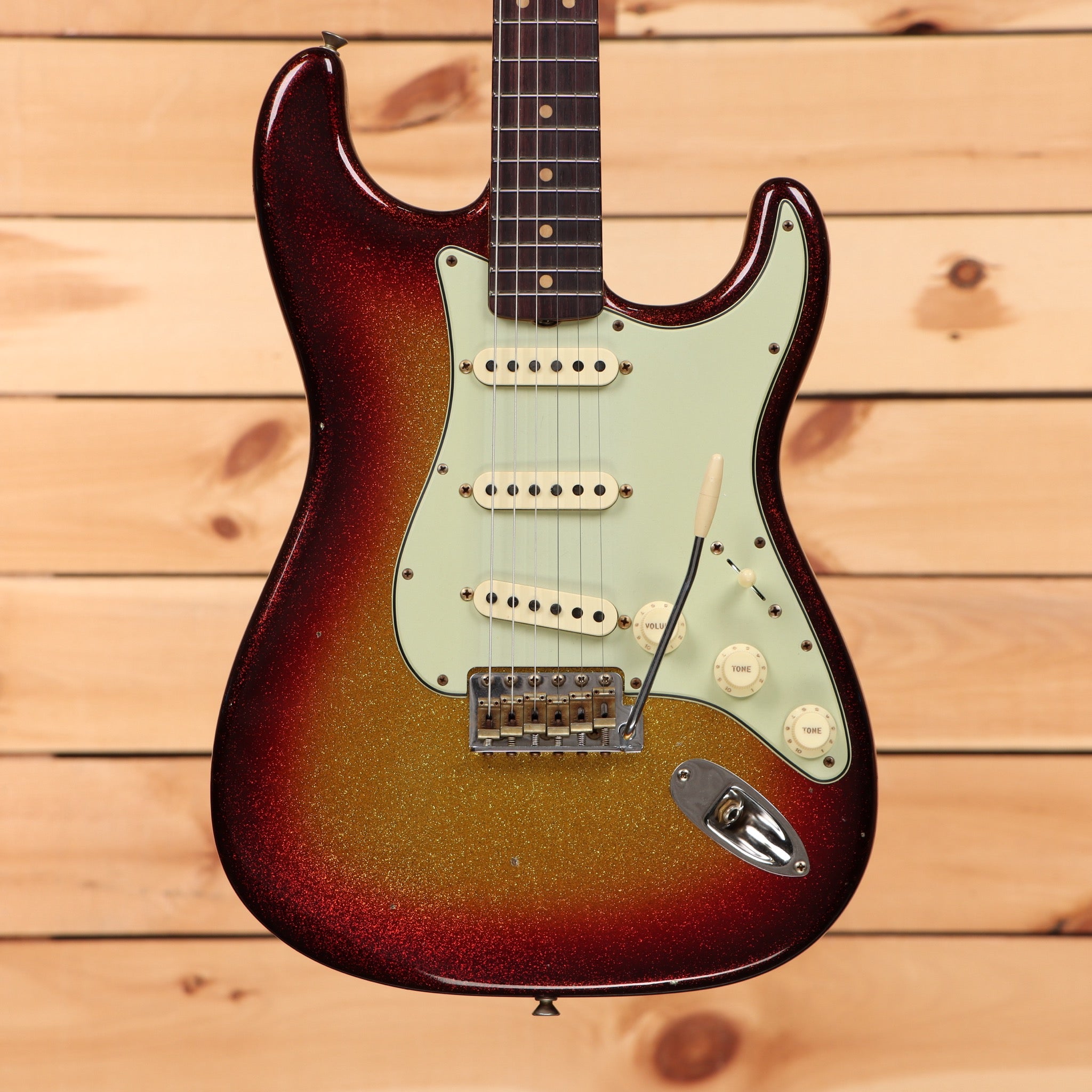 Fender Custom Shop Limited 1963 Sparkle Stratocaster Journeyman Relic 3-Color Sunburst electric guitar with single-coil pickups