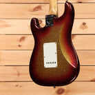Fender Custom Shop Limited 1963 Sparkle Stratocaster Journeyman Relic electric guitar 3-Color Sunburst with white pickguard