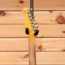 Fender Custom Shop 1961 Stratocaster electric guitar 3-tone sunburst heavy relic with maple neck