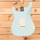 Fender Custom Shop 1959 Stratocaster Journeyman Relic electric guitar Super Faded Aged Sonic Blue with single-coil pickups