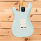 Fender Custom Shop 1959 Stratocaster Journeyman Relic electric guitar Super Faded Aged Sonic Blue with single-coil pickups
