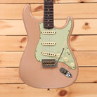 Fender Custom Shop 1959 Stratocaster Journeyman Relic electric guitar Dirty Shell Pink with single-coil pickups