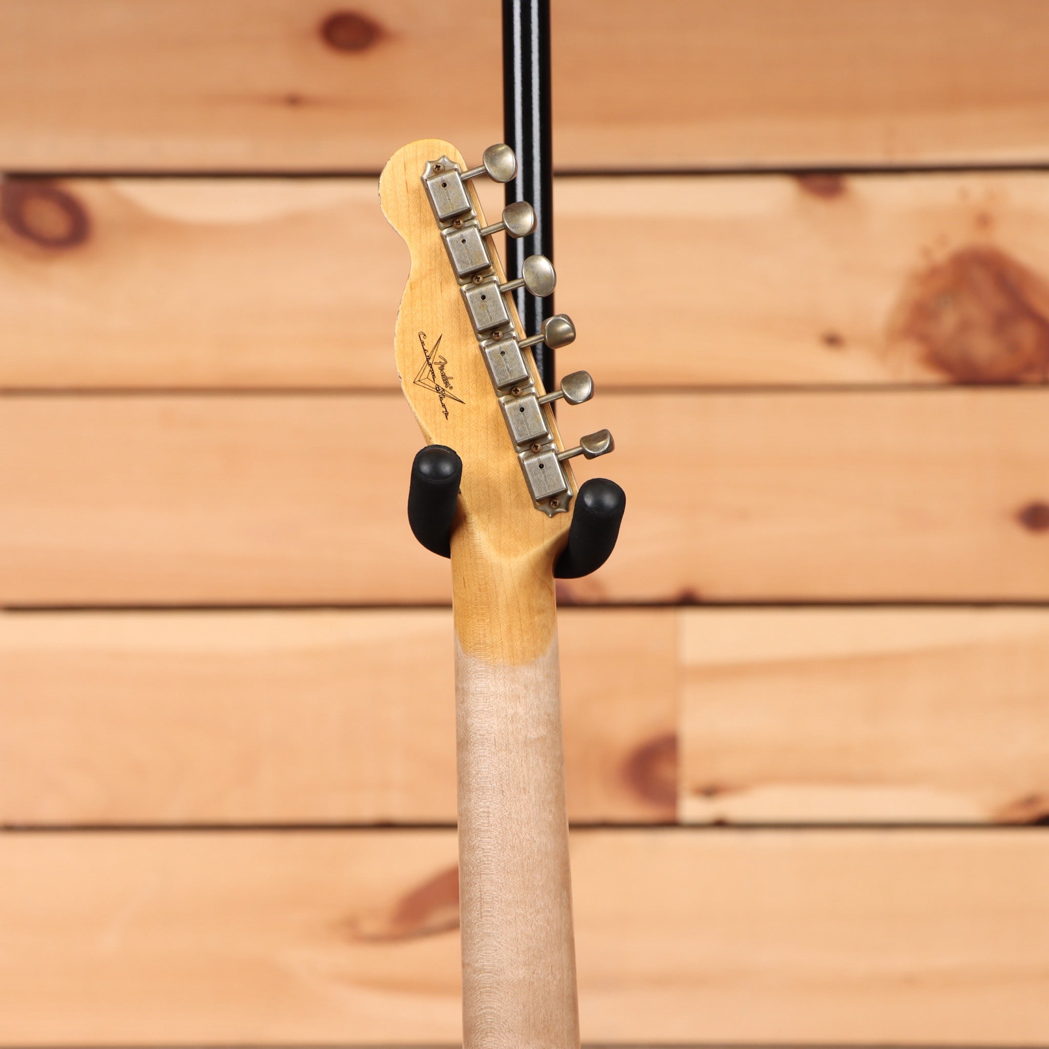 Fender Custom Shop 1963 Telecaster Relic electric guitar Olympic White with maple neck and single-coil pickups