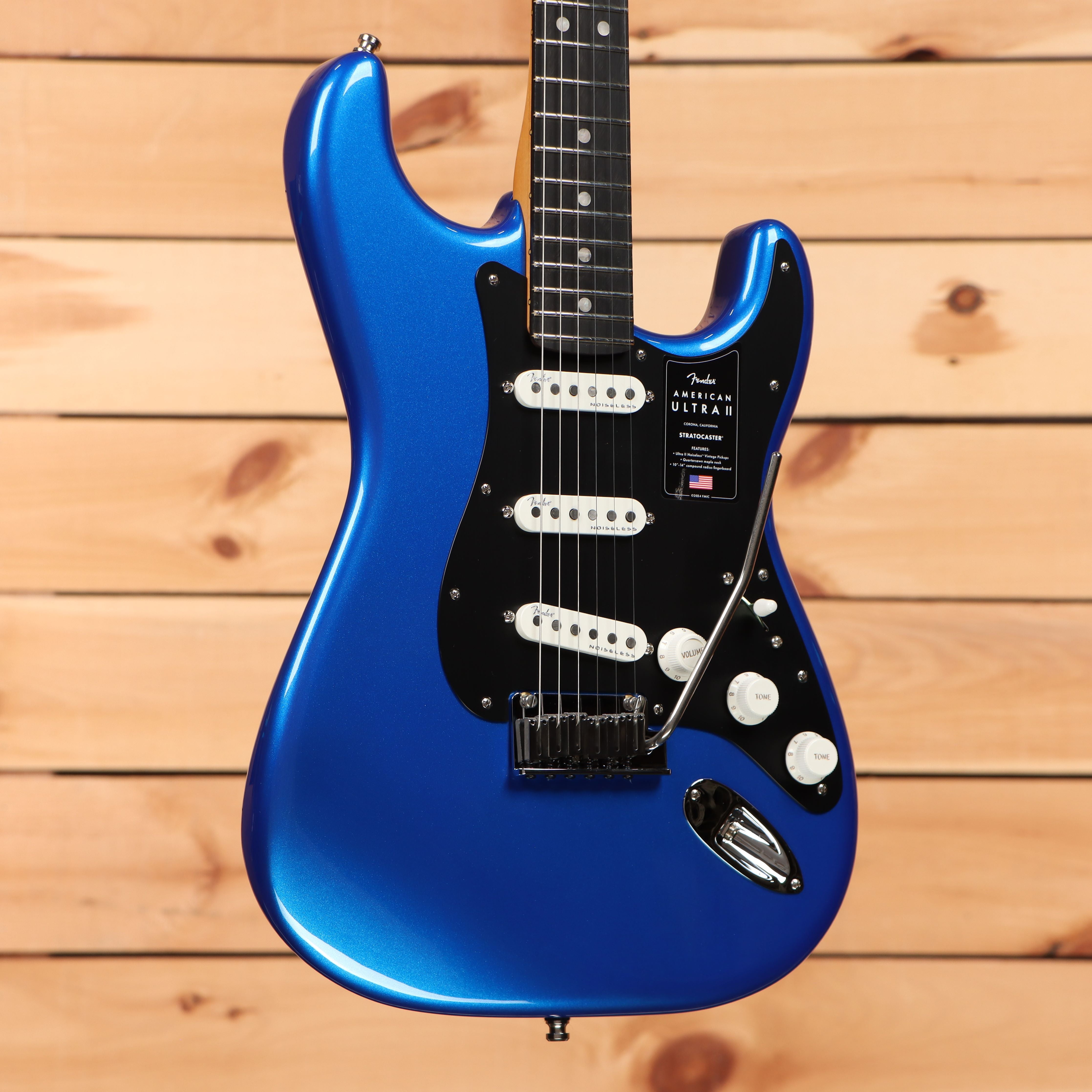 Fender American Ultra II Stratocaster electric guitar Noble Blue with white single-coil pickups