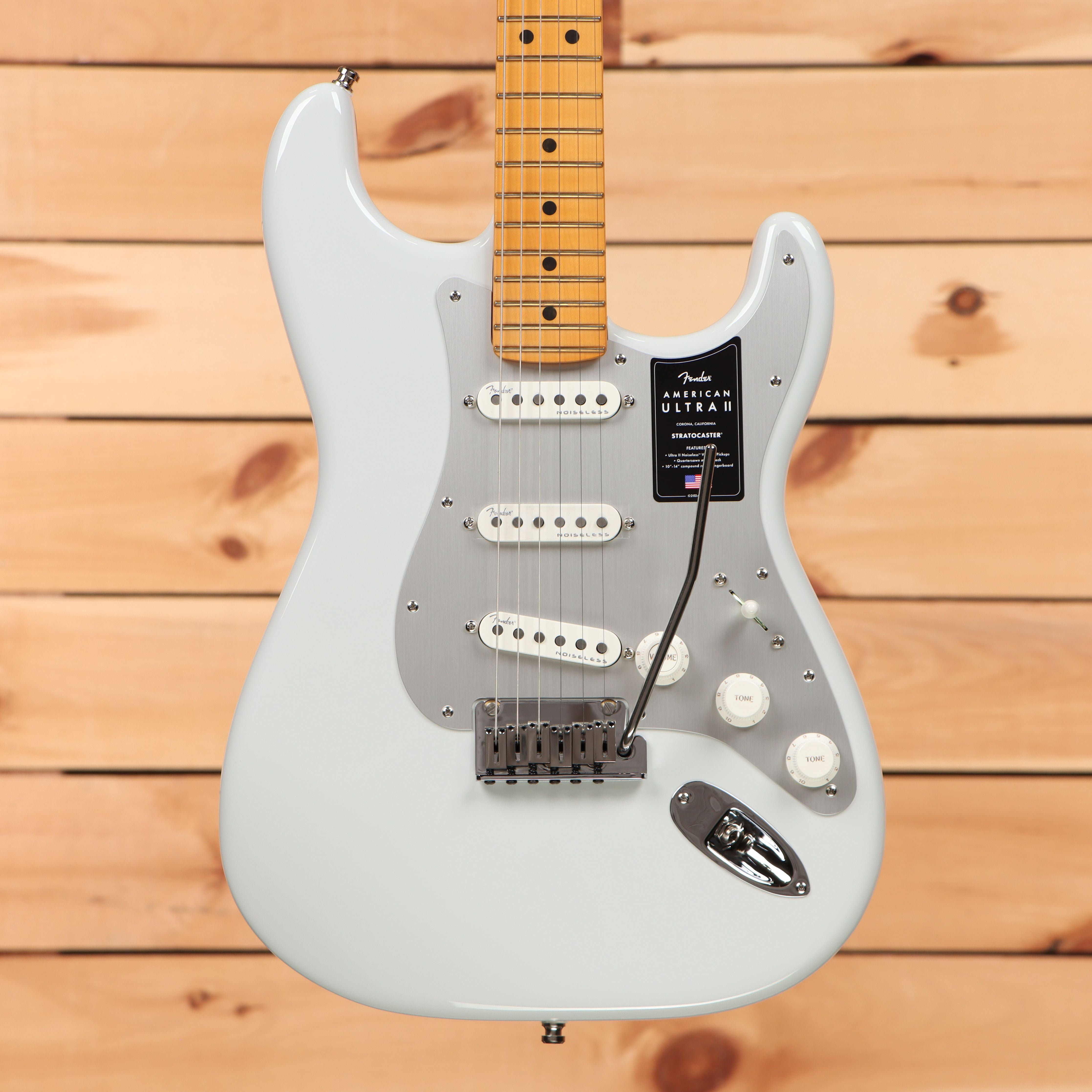 Fender American Ultra II Stratocaster electric guitar Avalanche White with three single-coil pickups