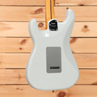 Fender American Ultra II Stratocaster electric guitar Avalanche White with single-coil pickups and tremolo bridge