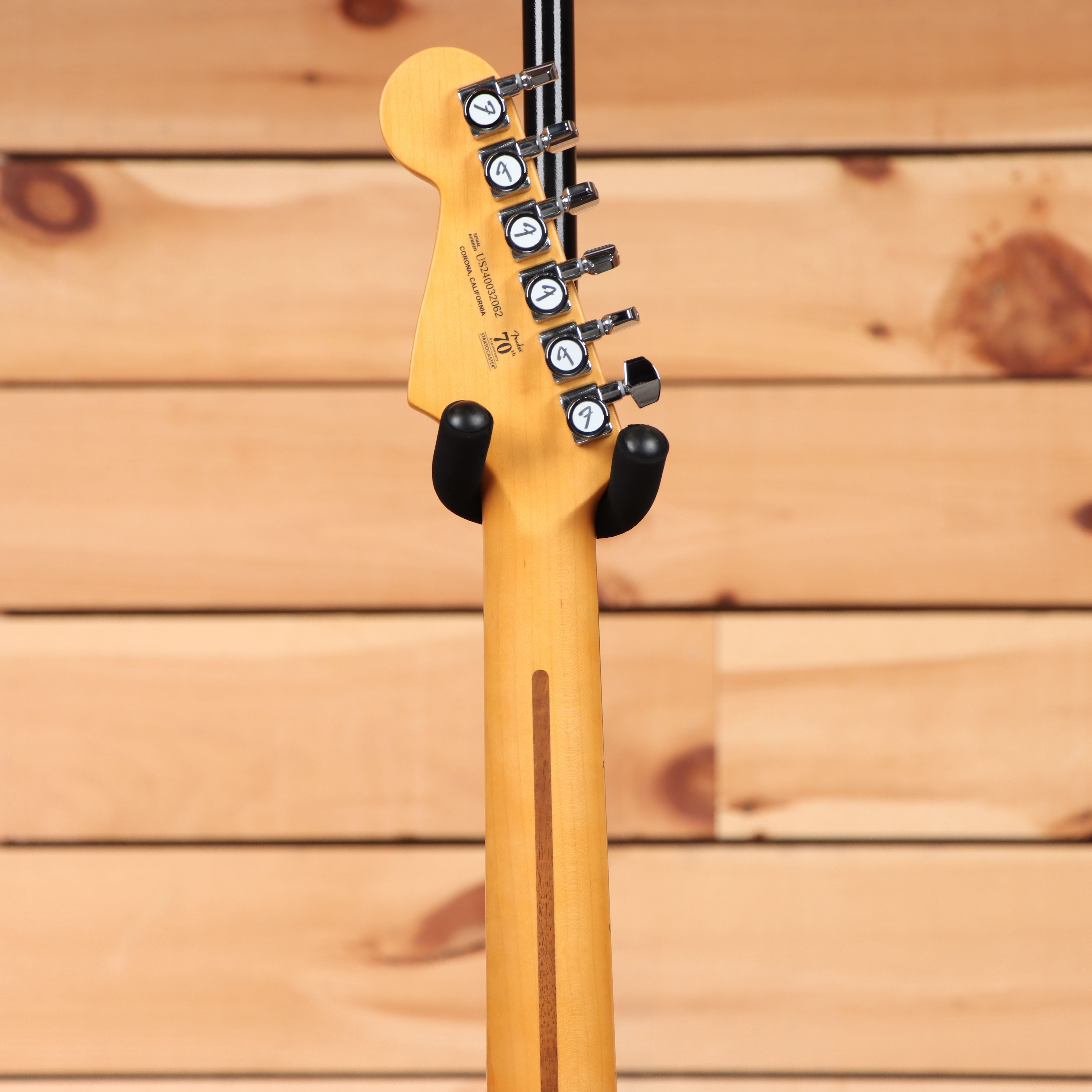 Fender American Ultra II Stratocaster HSS electric guitar Texas Tea with maple neck and locking tuners