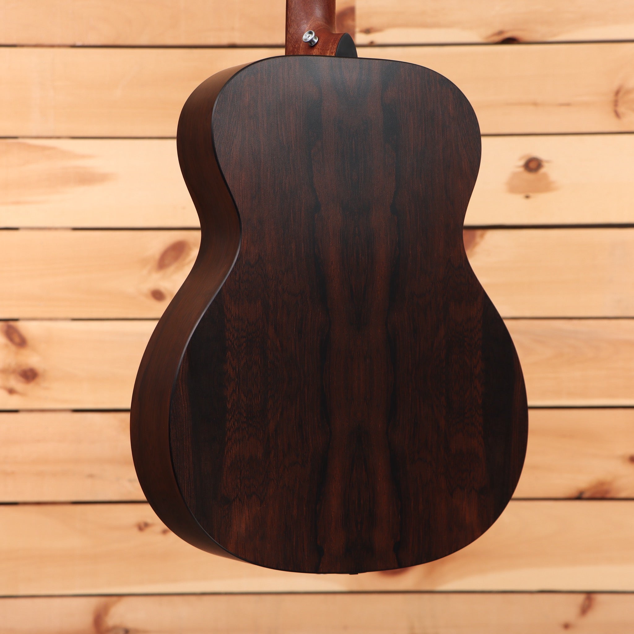 Martin 000X2E Brazilian Natural concert acoustic guitar rosewood back and sides