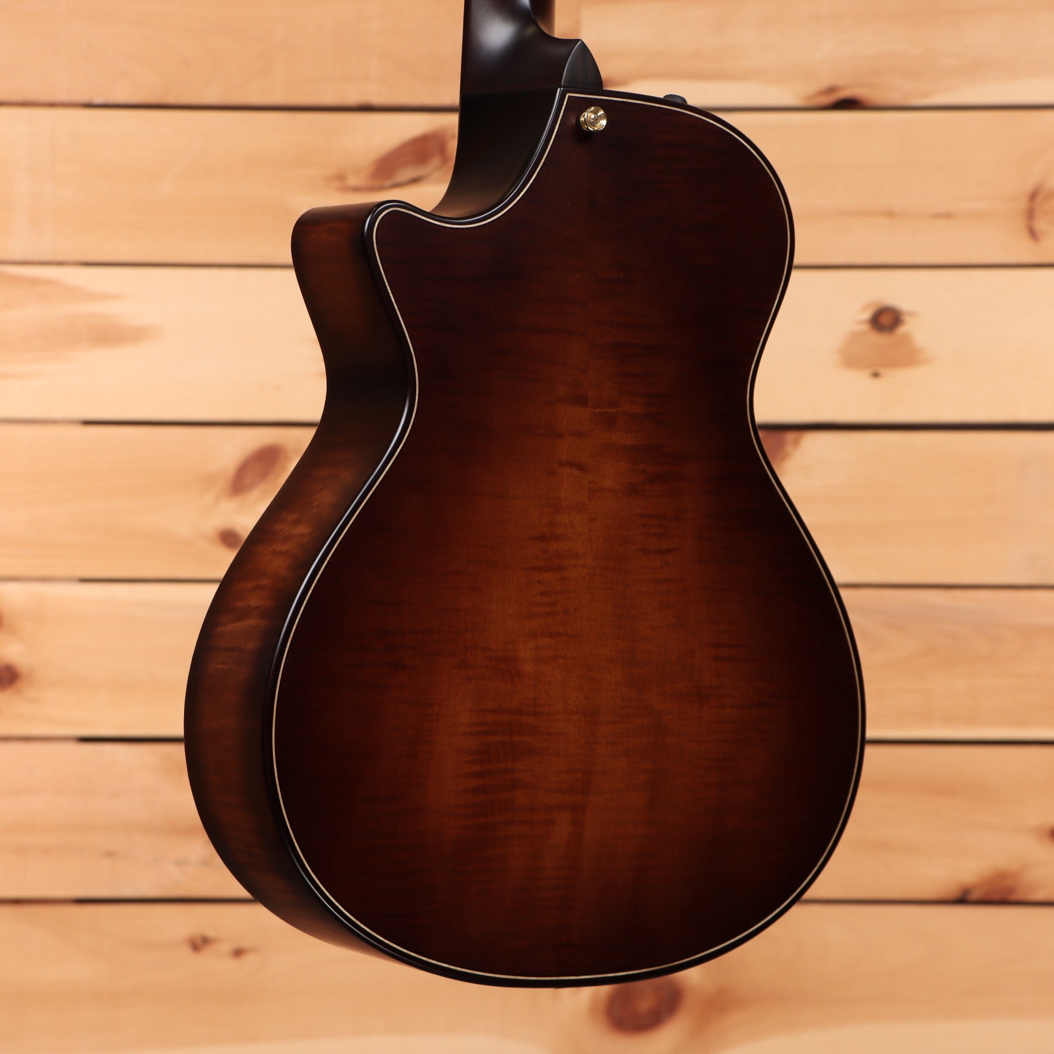 Pre-owned Taylor 652ce Builders Edition semi-hollow electric guitar natural finish with cutaway