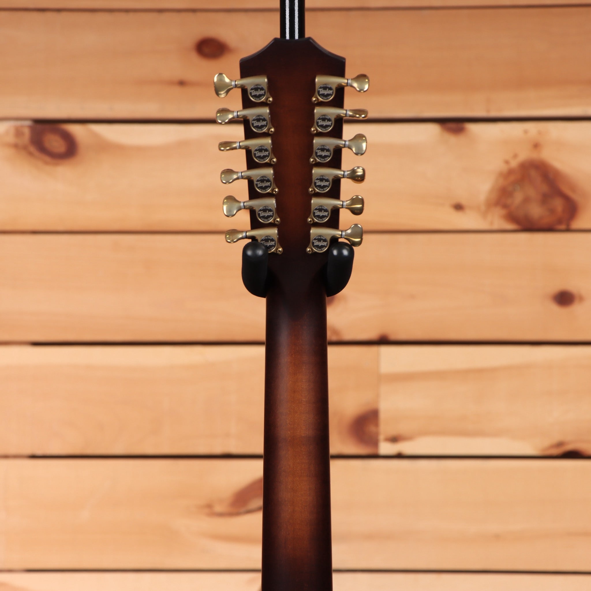 Taylor 652ce Builders Edition pre-owned acoustic-electric guitar natural finish with 12-string tuners