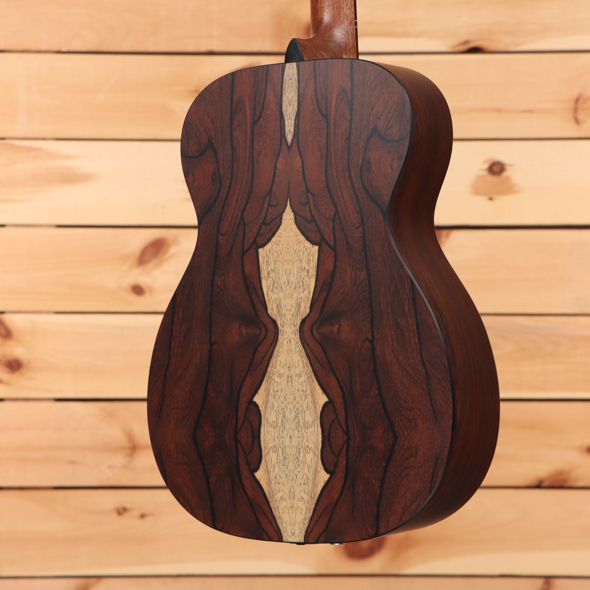 Martin 00X2E dreadnought acoustic guitar natural finish with ash back and sides inlay