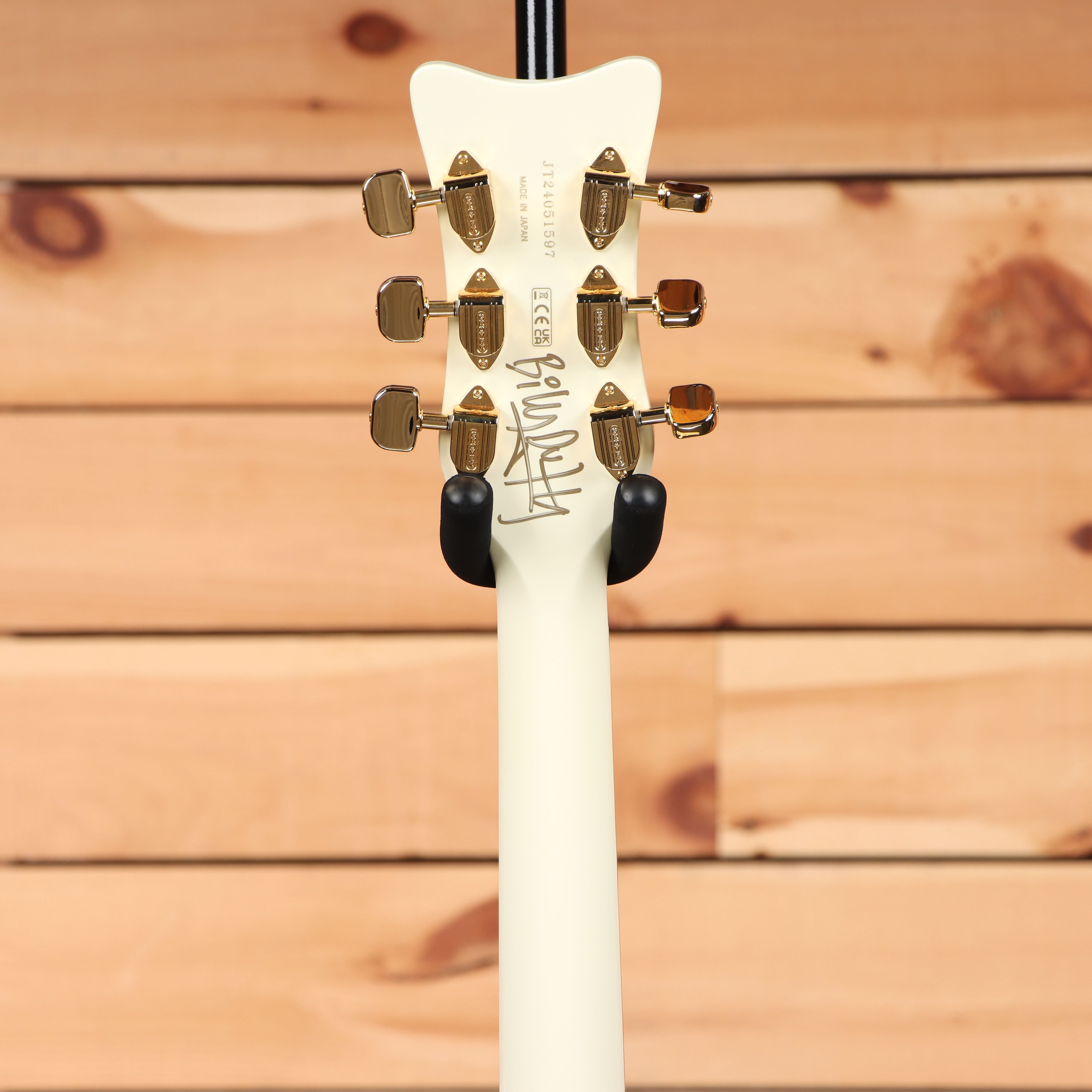 Gretsch Limited G8424T Billy Duffy Signature Falcon hollow-body electric guitar vintage white with Bigsby tremolo and gold hardware