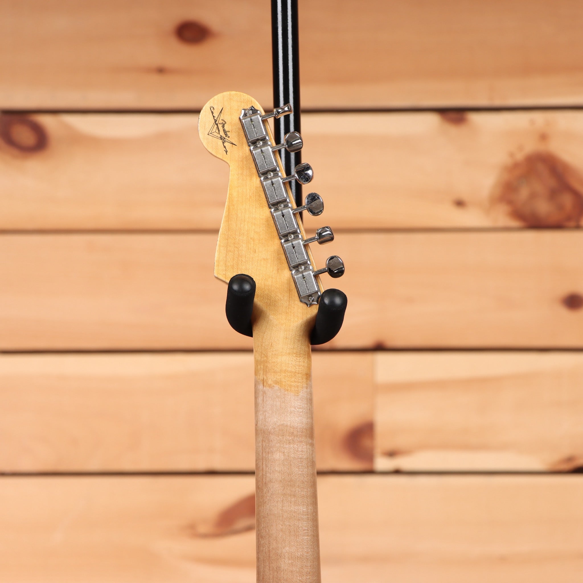 Fender Custom Shop Righteous Reissue Late 1962 Stratocaster electric guitar aged olive green metallic with single-coil pickups