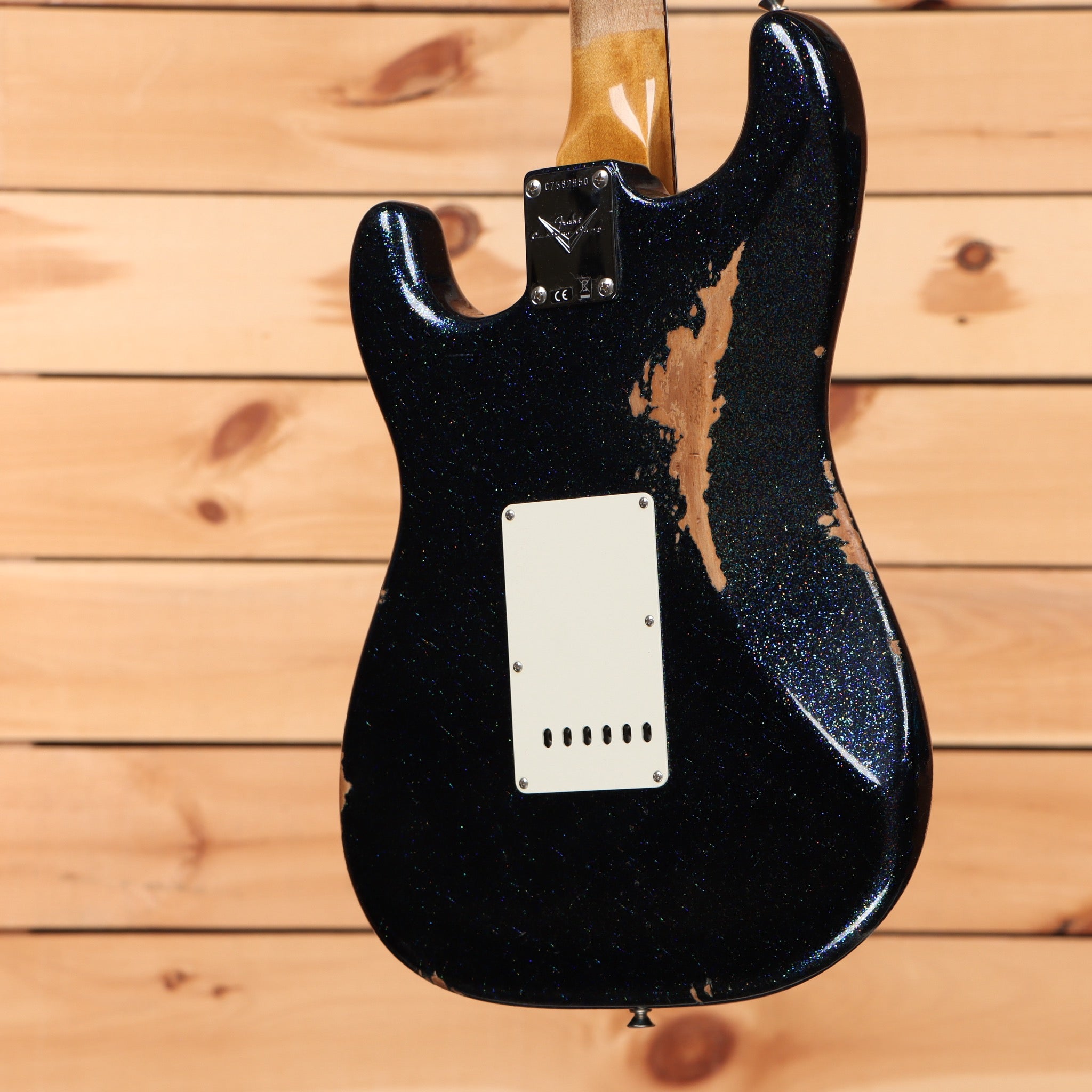 Fender Custom Shop Righteous Reissue Late 1962 Stratocaster relic aged holoflake electric guitar with white pickguard