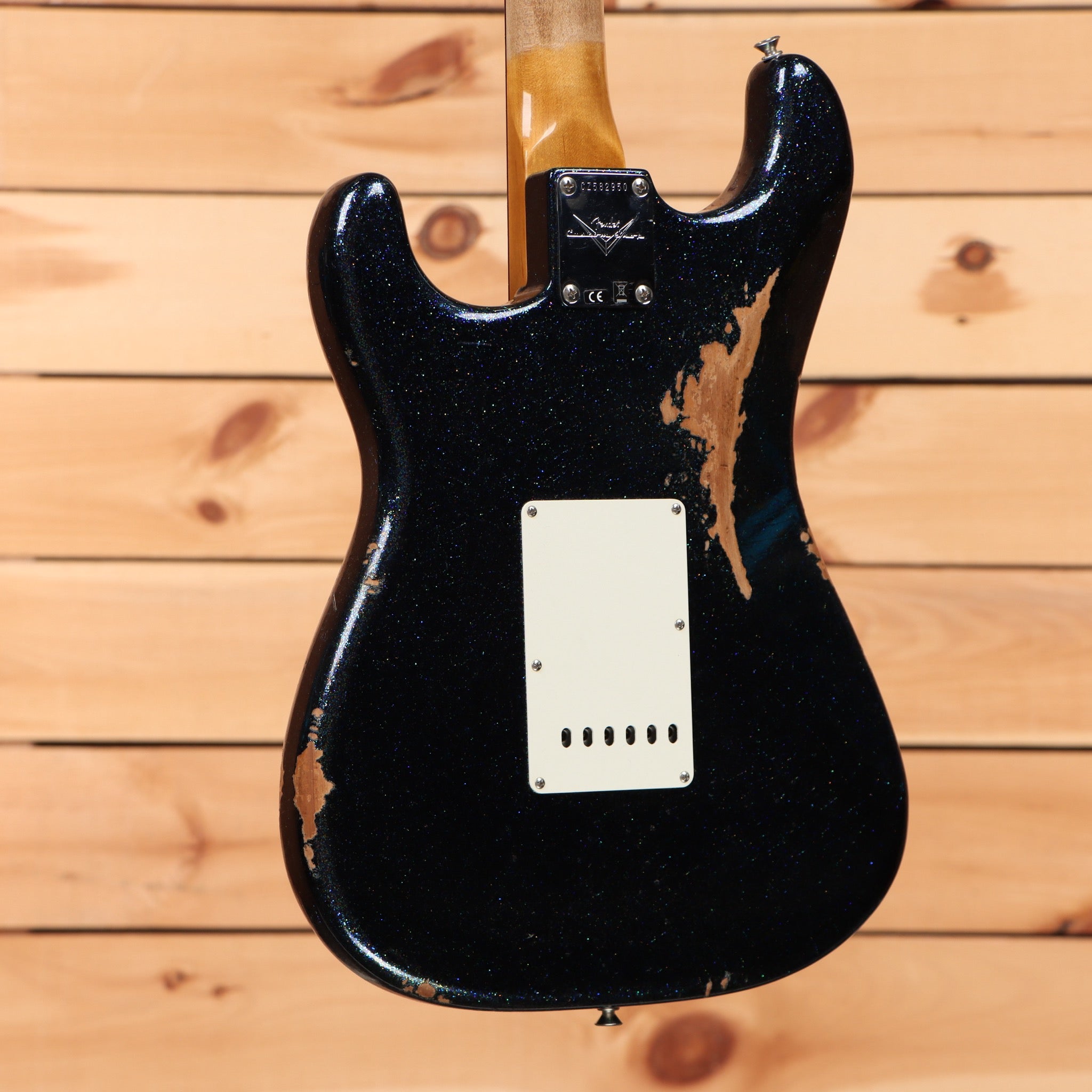 Fender Custom Shop Righteous Reissue Late 1962 Stratocaster relic aged holoflake electric guitar rosewood fretboard