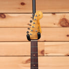 Fender Custom Shop Righteous Reissue Late 1962 Stratocaster electric guitar Holoflake Rosewood relic with single-coil pickups