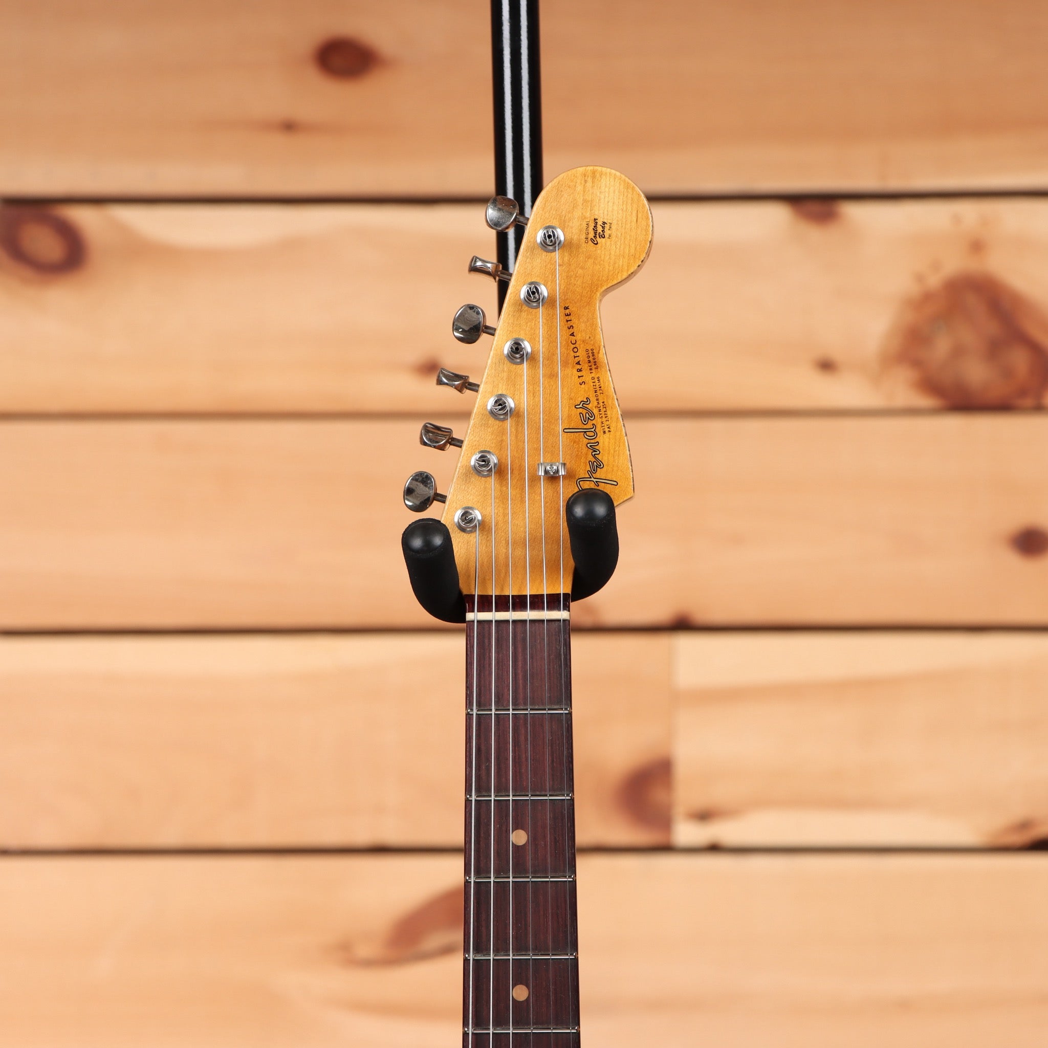 Fender Custom Shop Righteous Reissue Late 1962 Stratocaster electric guitar Holoflake Rosewood relic with single-coil pickups