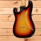 Fender Custom Shop Limited 1959 Stratocaster Hardtail Relic electric guitar Chocolate 3-Tone Sunburst with single-coil pickups