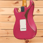 Fender Custom Shop Limited Greg Fessler Masterbuilt 1963 Stratocaster Relic electric guitar Faded Dakota Red with single-coil pickups
