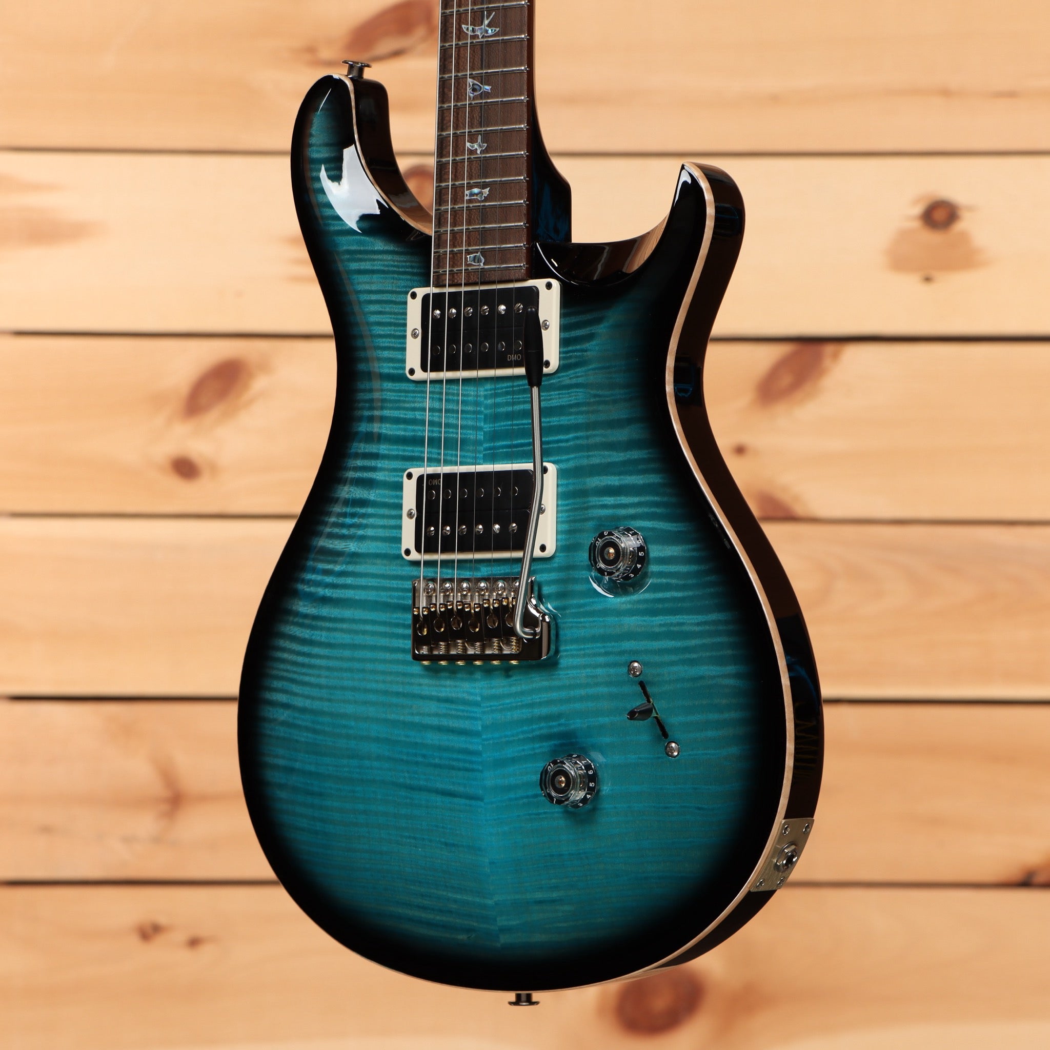 Paul Reed Smith 40th Anniversary Custom 24 Limited Edition electric guitar Sub-Zero Smokeburst with flamed maple top and dual humbuckers