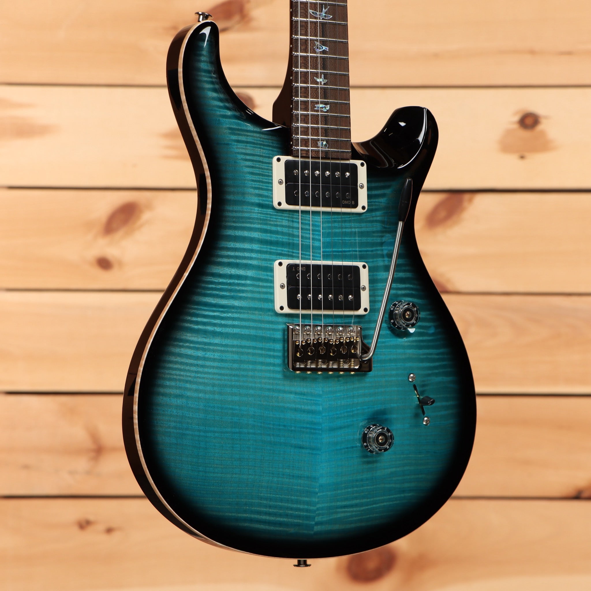 Paul Reed Smith 40th Anniversary Custom 24 Limited Edition electric guitar Sub-Zero Smokeburst flamed maple top