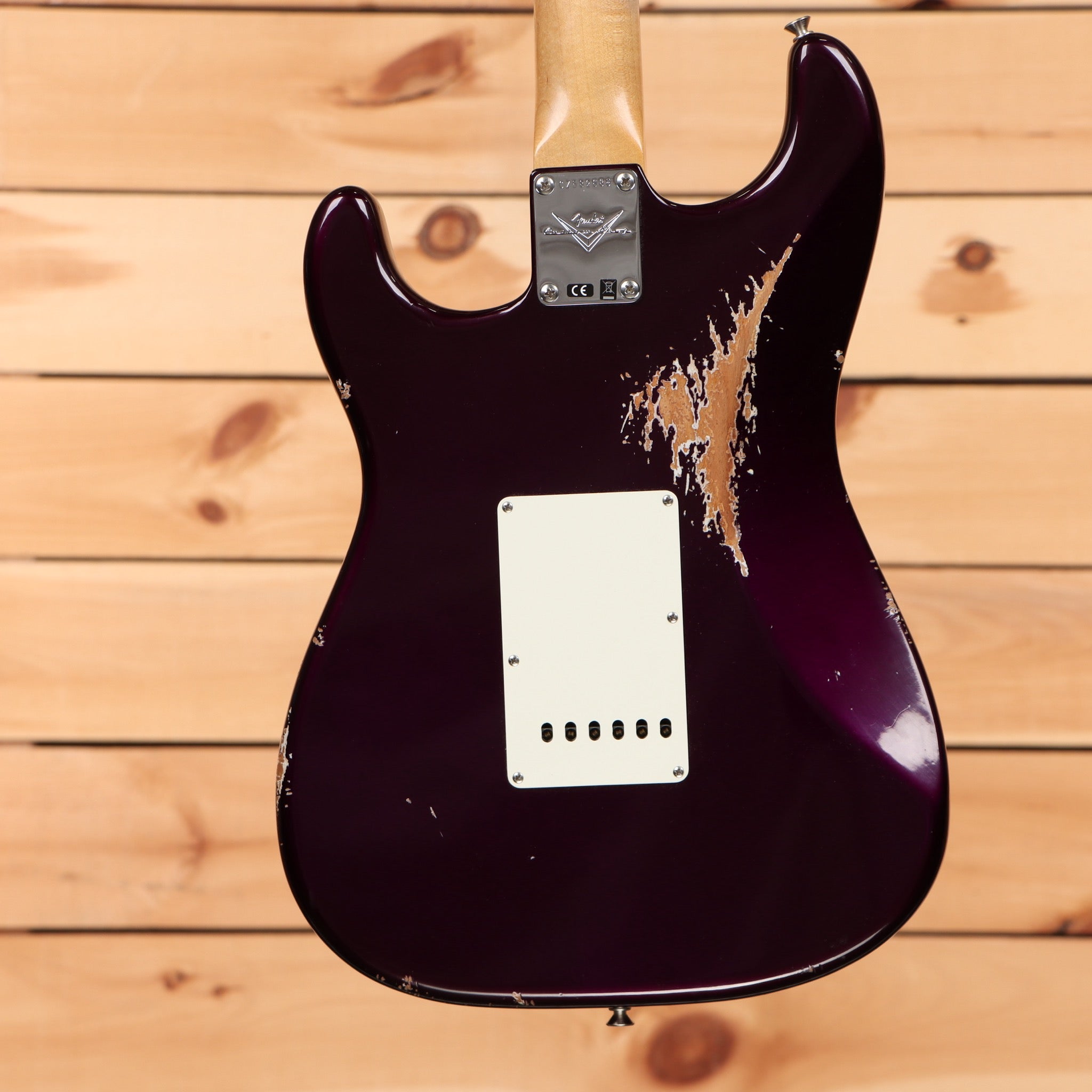 Fender Custom Shop Righteous Reissue Late 1962 Stratocaster relic electric guitar Midnight Purple with white pickguard
