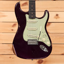 Fender Custom Shop Righteous Reissue Late 1962 Stratocaster relic electric guitar Aged Midnight Purple with single-coil pickups