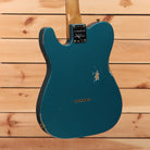 Fender Custom Shop Limited 1960 Telecaster Relic electric guitar Ocean Turquoise with single-coil pickups