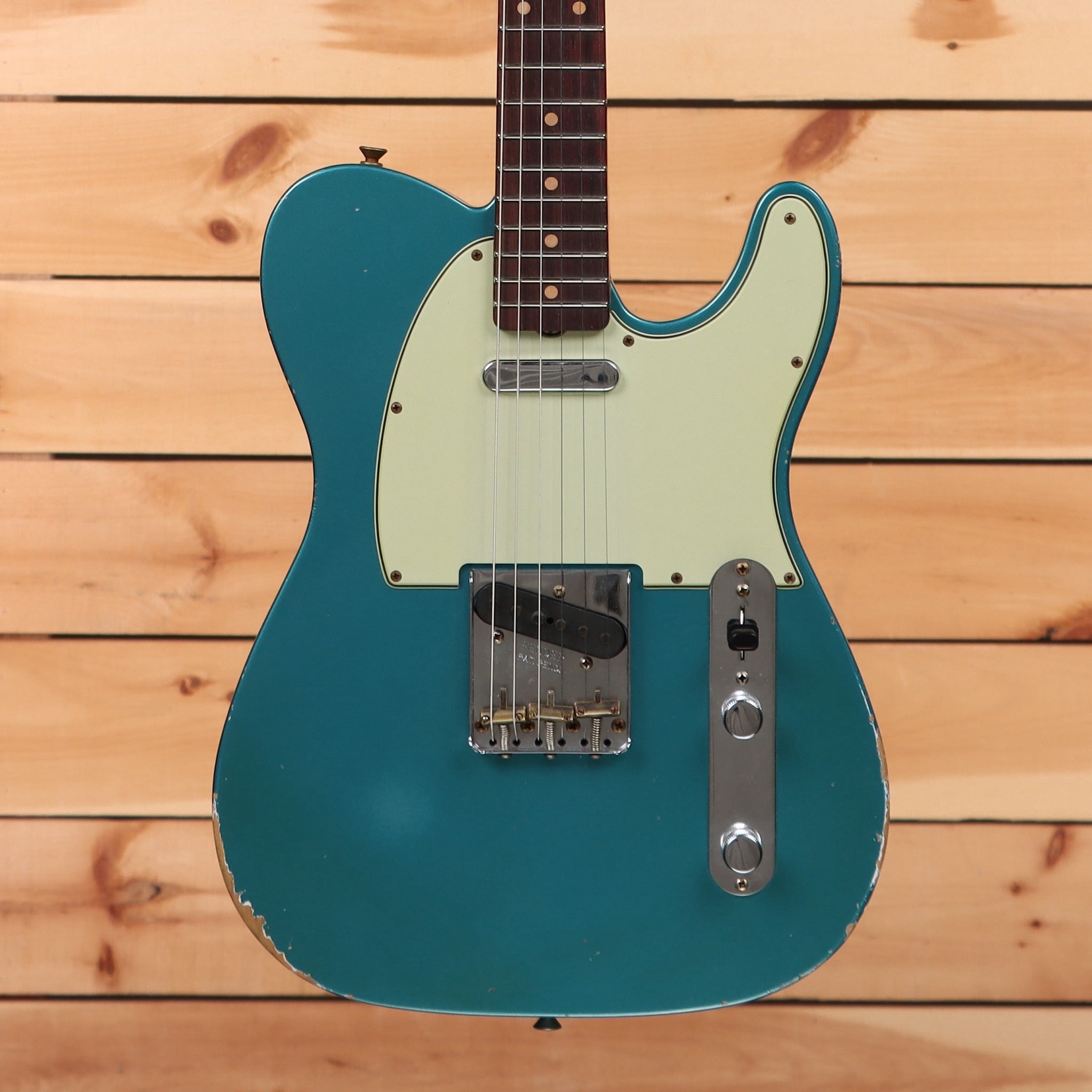 Fender Custom Shop Limited 1960 Telecaster Relic electric guitar Ocean Turquoise with single-coil pickups