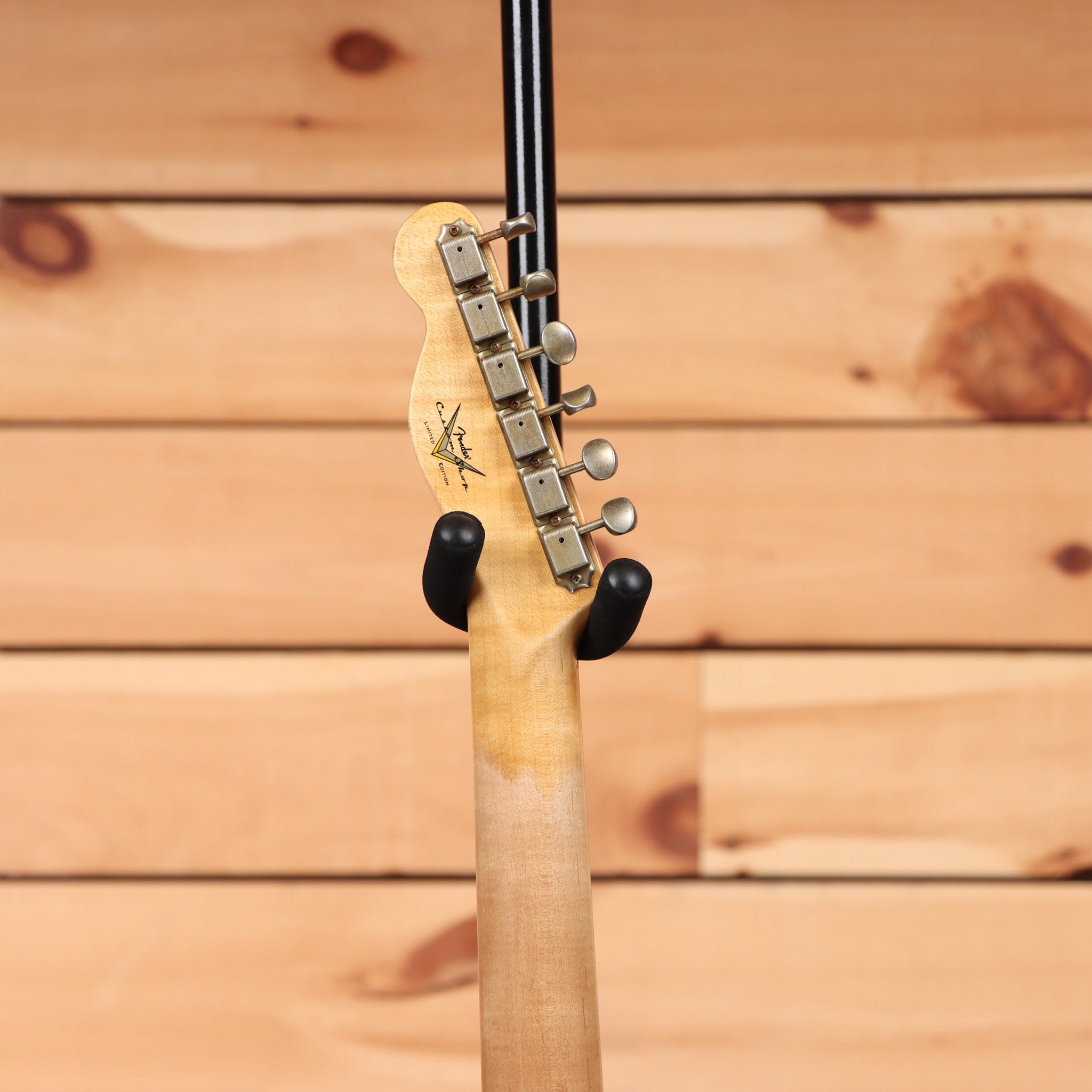 Fender Custom Shop Limited 1960 Telecaster Relic electric guitar Ocean Turquoise with maple neck and vintage tuning machines