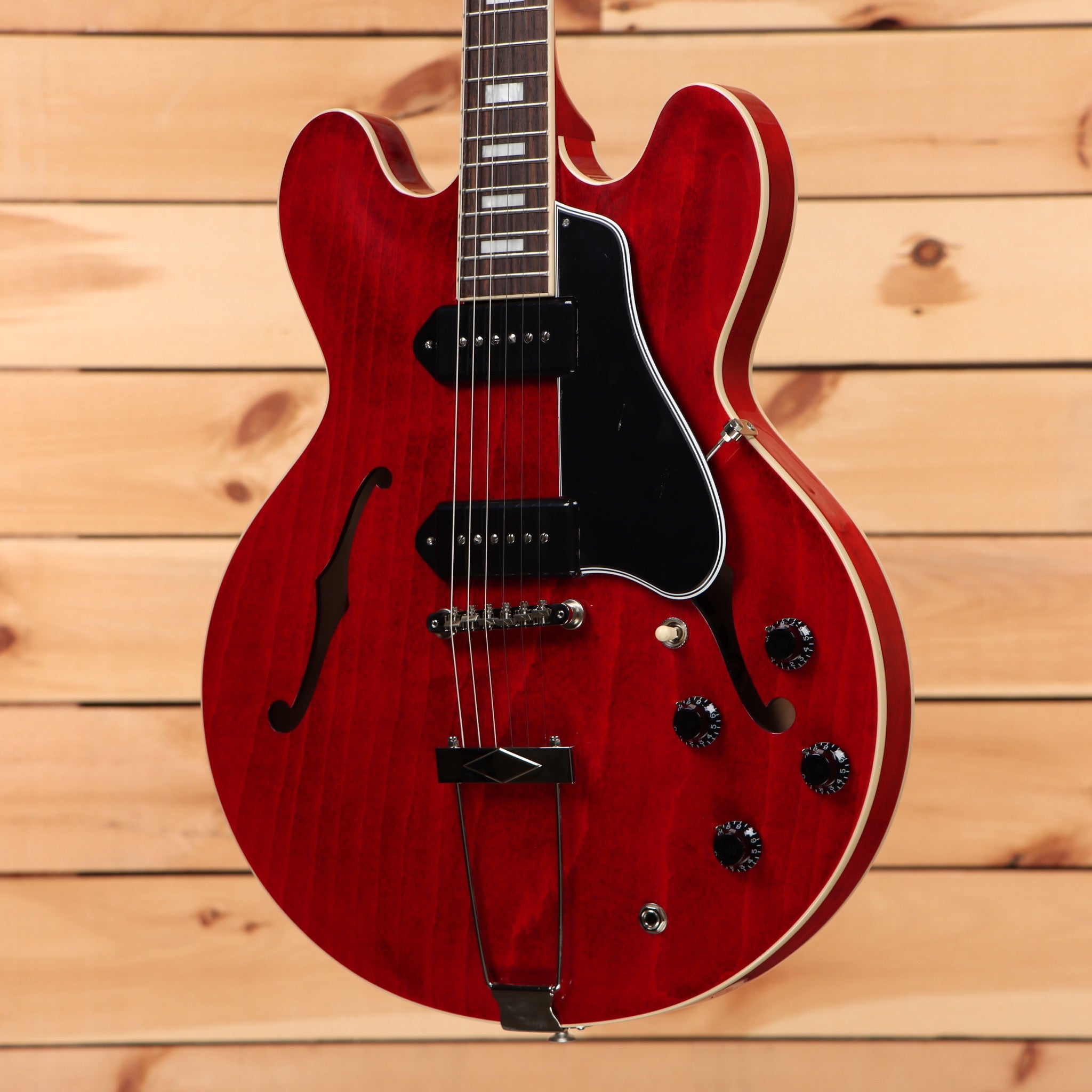 Gibson ES-330 semi-hollow electric guitar Sixties Cherry with f-holes and black pickguard