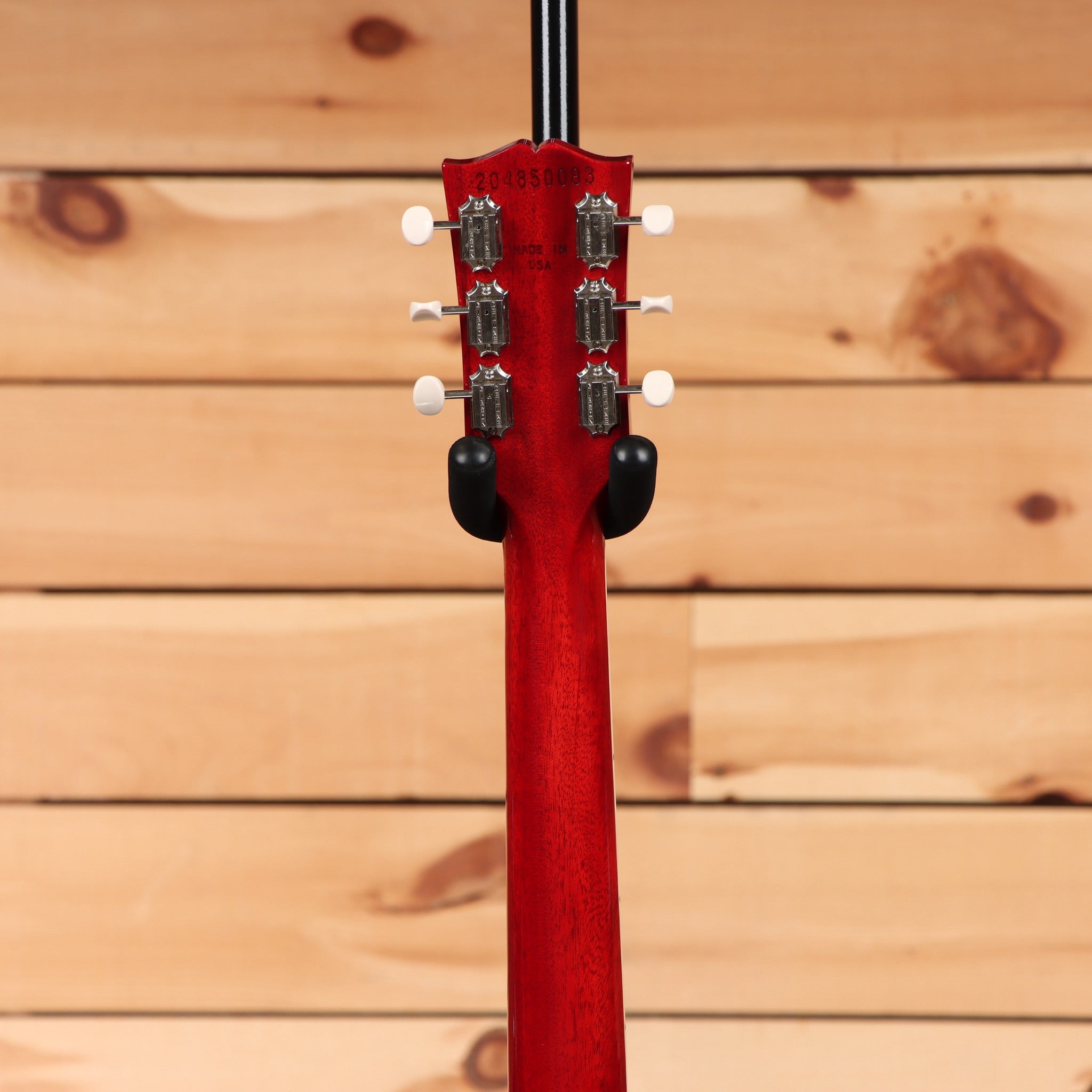 Gibson ES-330 semi-hollow body electric guitar Sixties Cherry with dual P90 pickups and f-holes