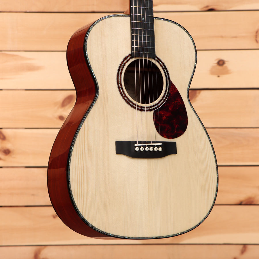 Gallagher GA72 Custom acoustic guitar natural finish with dark red tortoiseshell pickguard