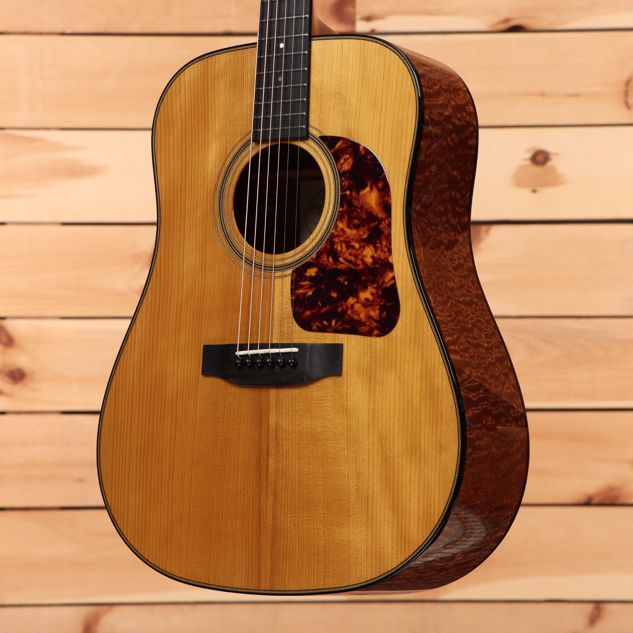Gallagher Bluegrass Bell dreadnought acoustic guitar light amber with tortoiseshell pickguard