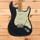 Fender Custom Shop Righteous Reissue Late 1962 Stratocaster relic aged holoflake electric guitar with single-coil pickups and maple neck