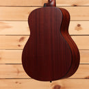 Eastman AC1G classical acoustic guitar natural finish with curved body design
