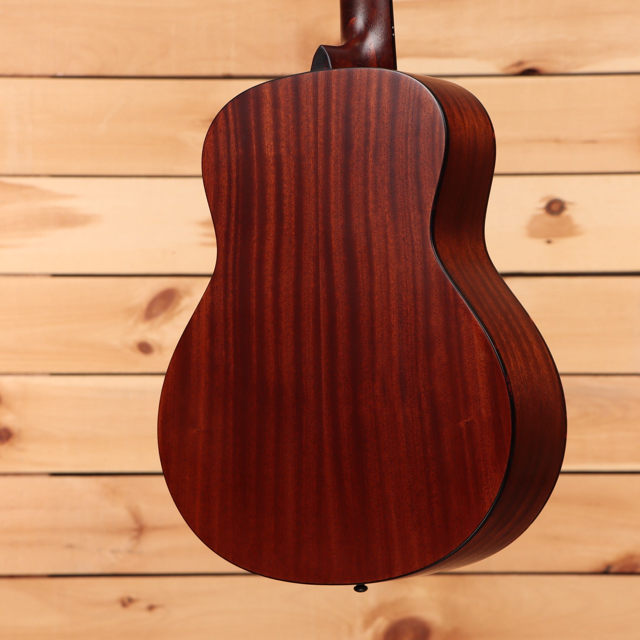 Eastman ACTG1 dreadnought acoustic guitar natural finish with vertical grain back and sides