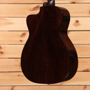 Eastman E1OMC Special dreadnought acoustic guitar natural finish with cutaway body