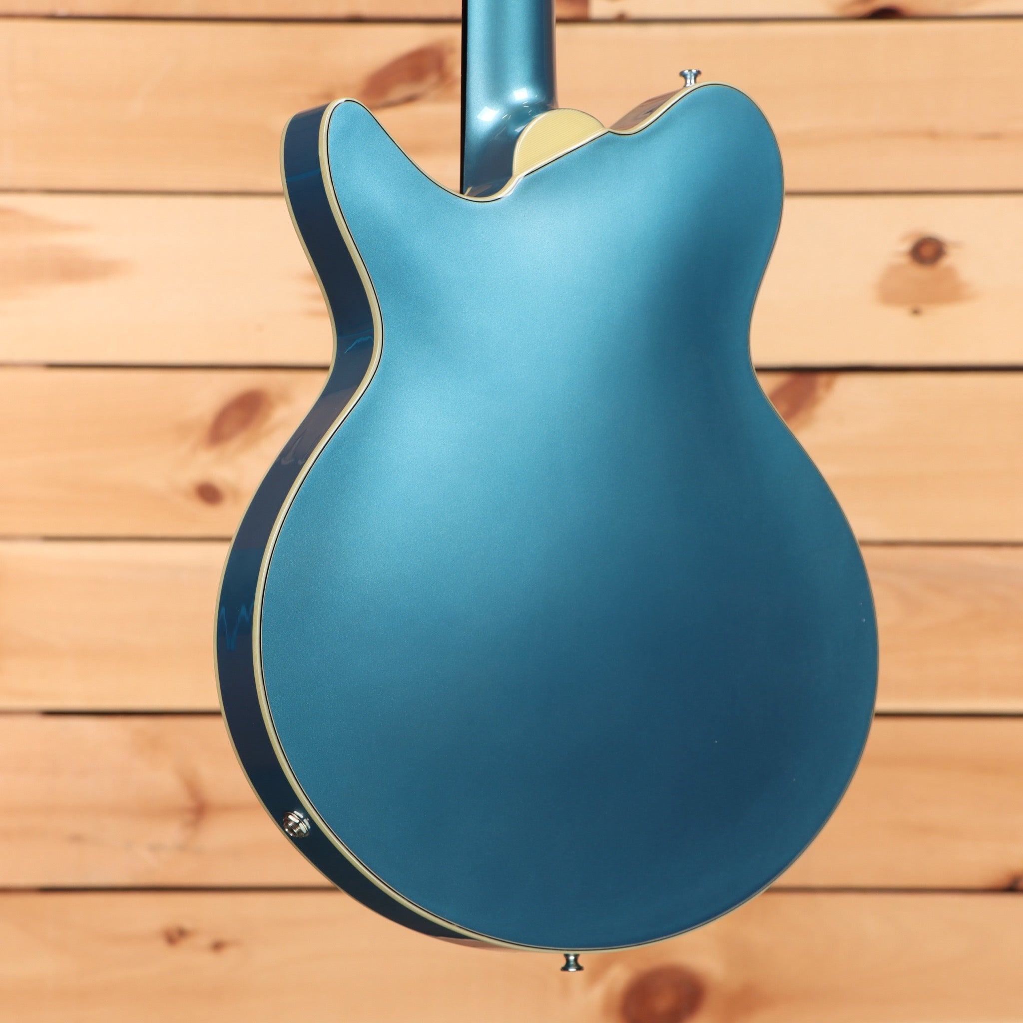 Eastman Romeo La semi-hollow body electric guitar Celestine Blue with maple neck binding