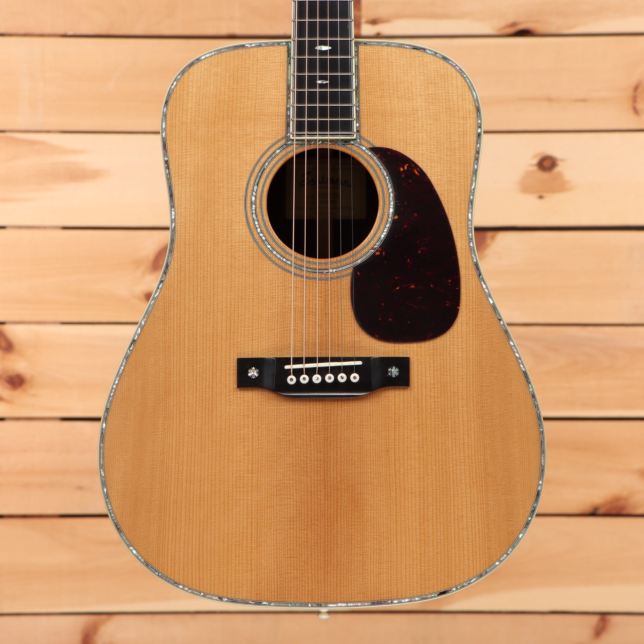 Eastman E40DTC Thermocure dreadnought acoustic guitar natural finish with abalone binding