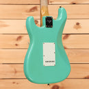 Fender Custom Shop 1959 Stratocaster Journeyman Relic electric guitar Super Faded Aged Sea Foam Green with white pickguard
