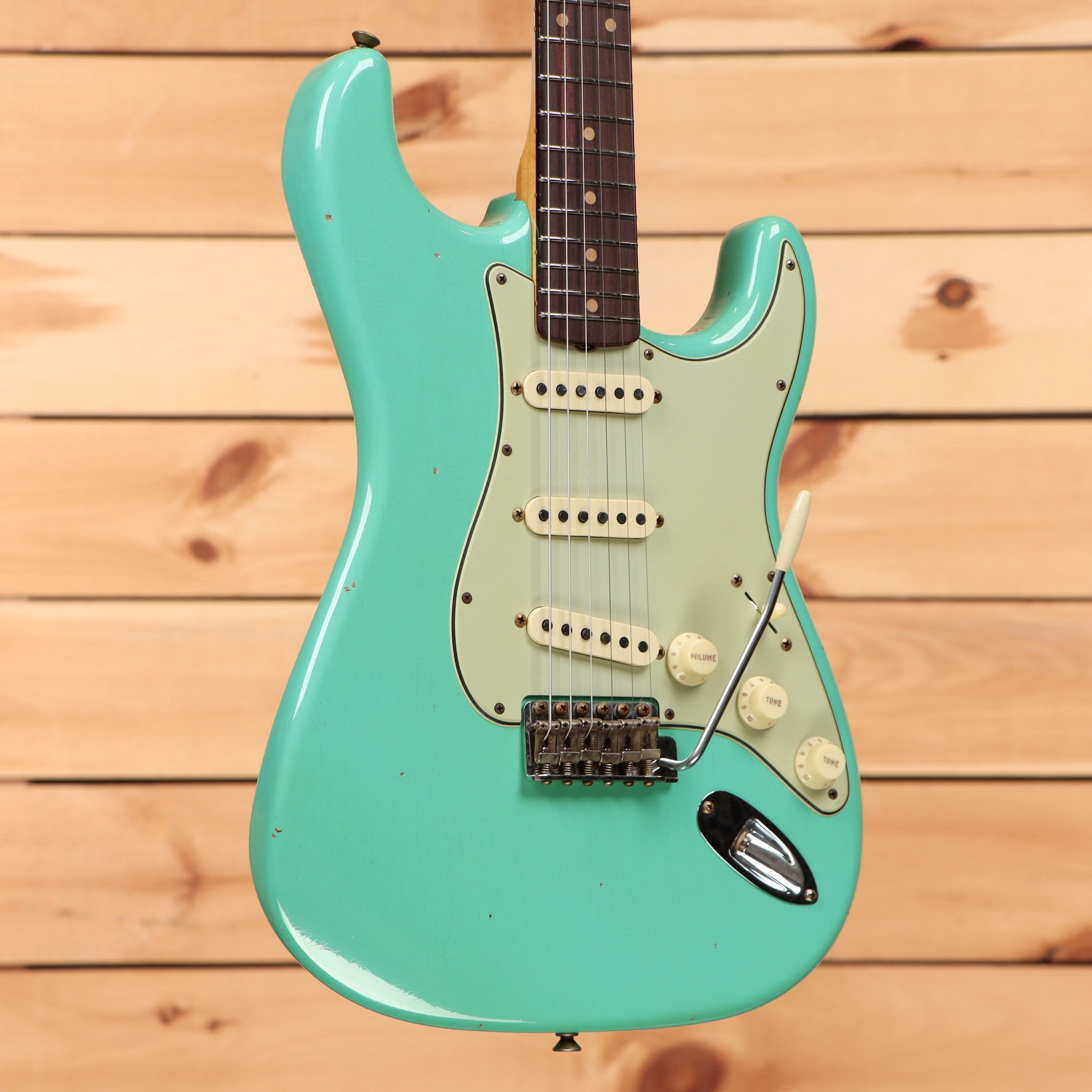 Fender Custom Shop 1959 Stratocaster Journeyman Relic electric guitar super faded aged sea foam green with single-coil pickups